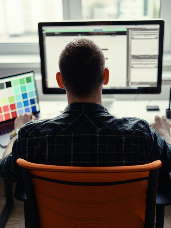 Trabajando en el Despacho